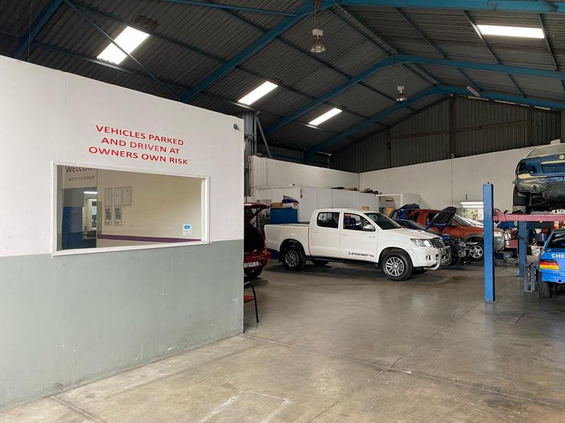 To Let commercial Property for Rent in Sidwell Eastern Cape